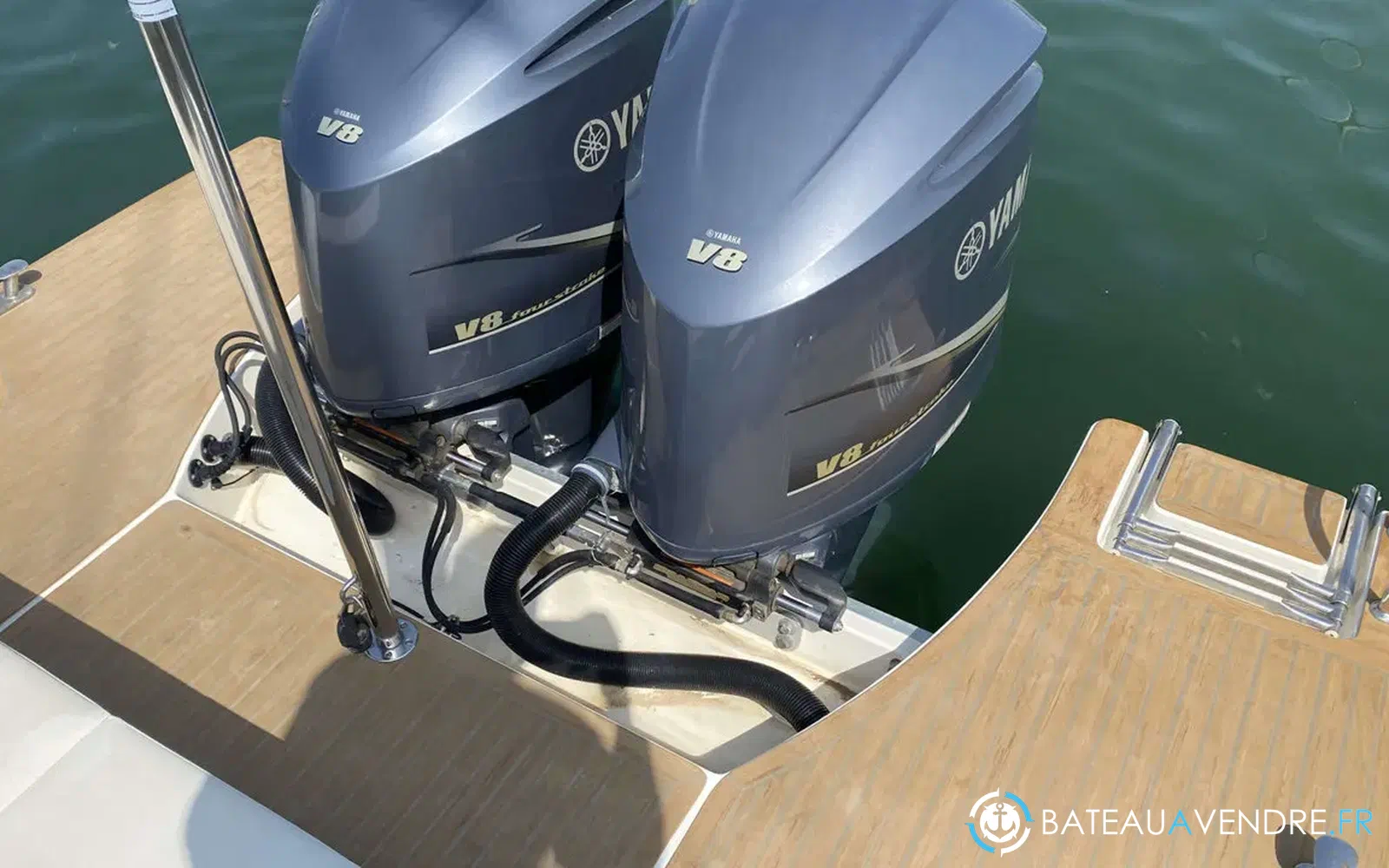 slider 12 Capelli Tempest 38