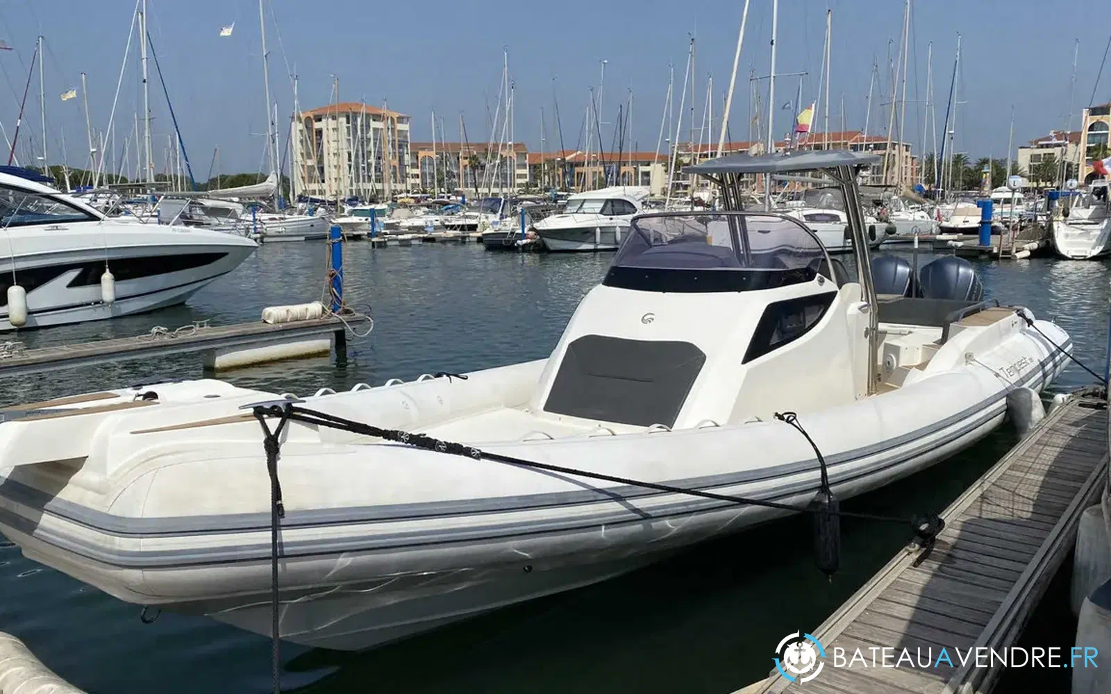 slider 1 Capelli Tempest 38