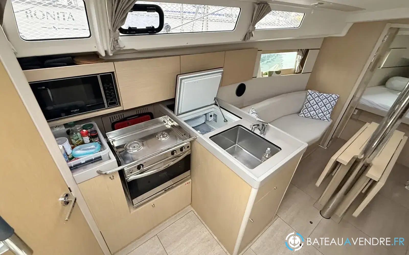 slider 21 Beneteau Oceanis 35.1