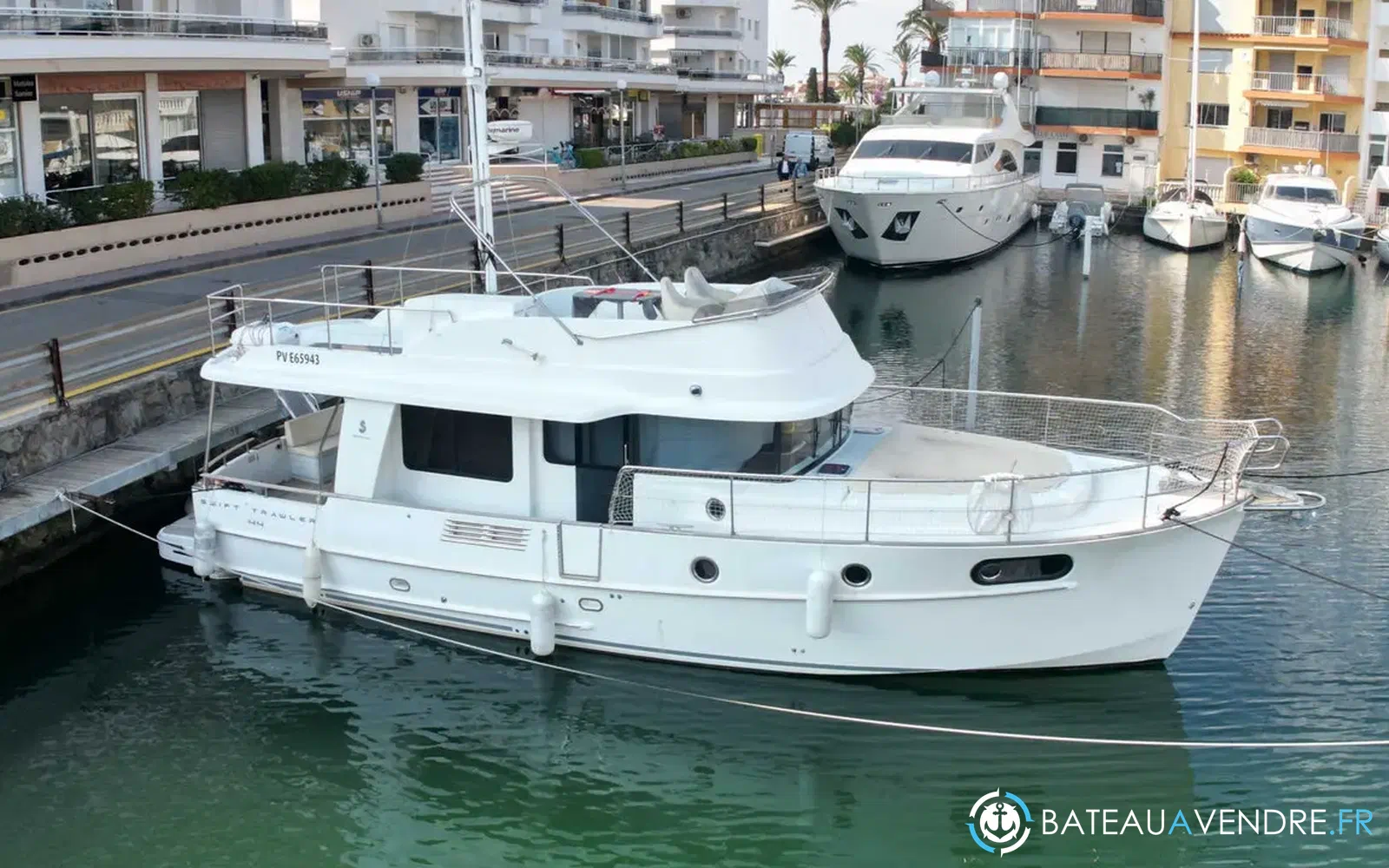 slider 7 Beneteau Swift Trawler 44