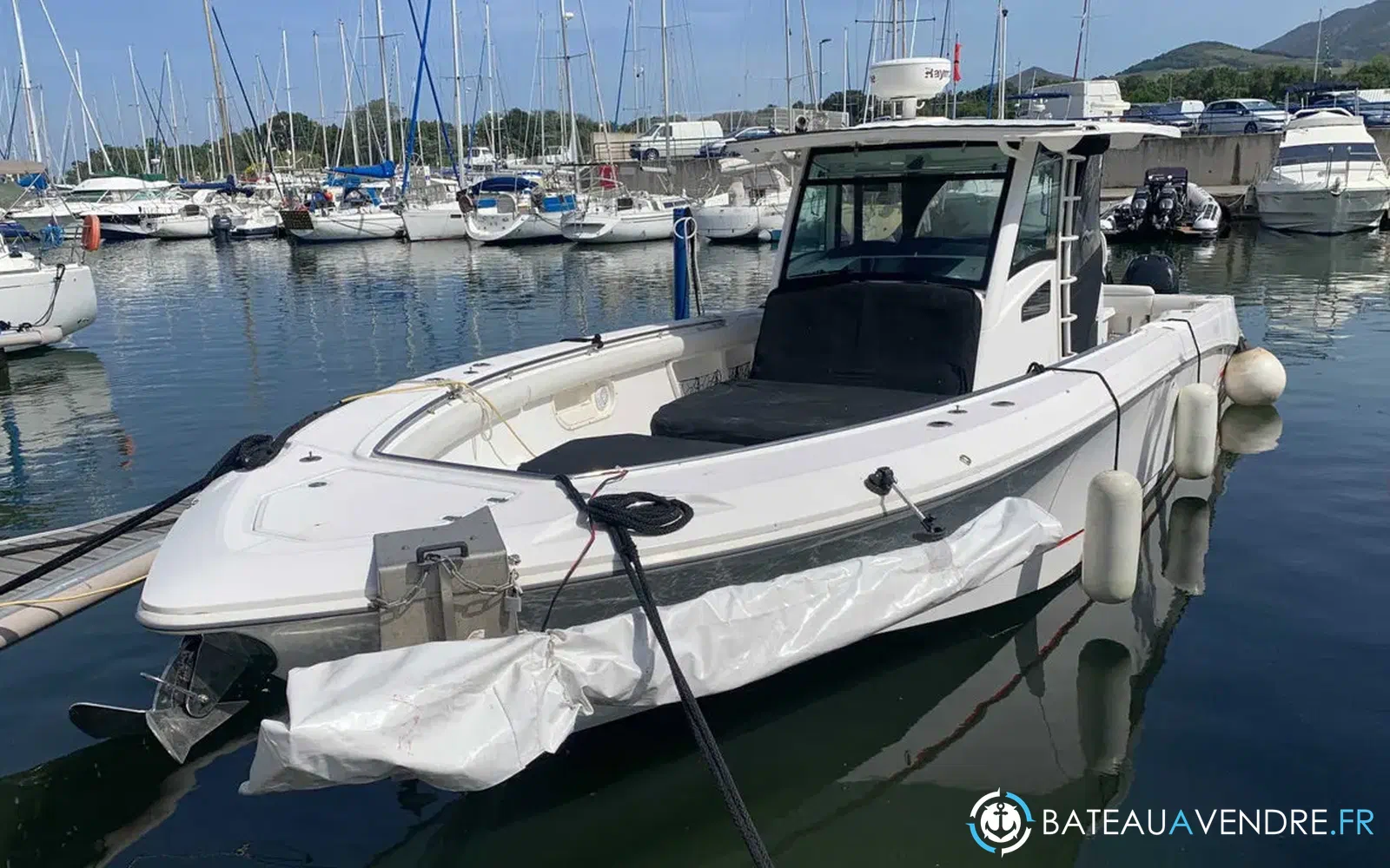 slider 1 Boston Whaler 370 Outrage