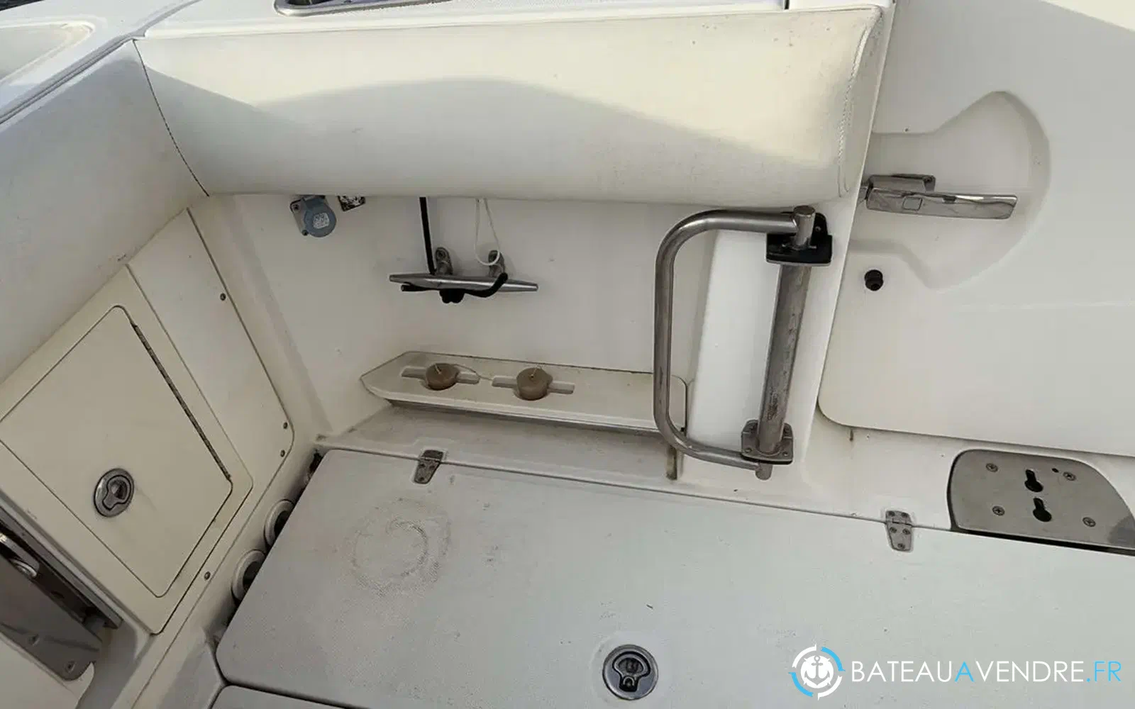 slider 22 Boston Whaler 370 Outrage