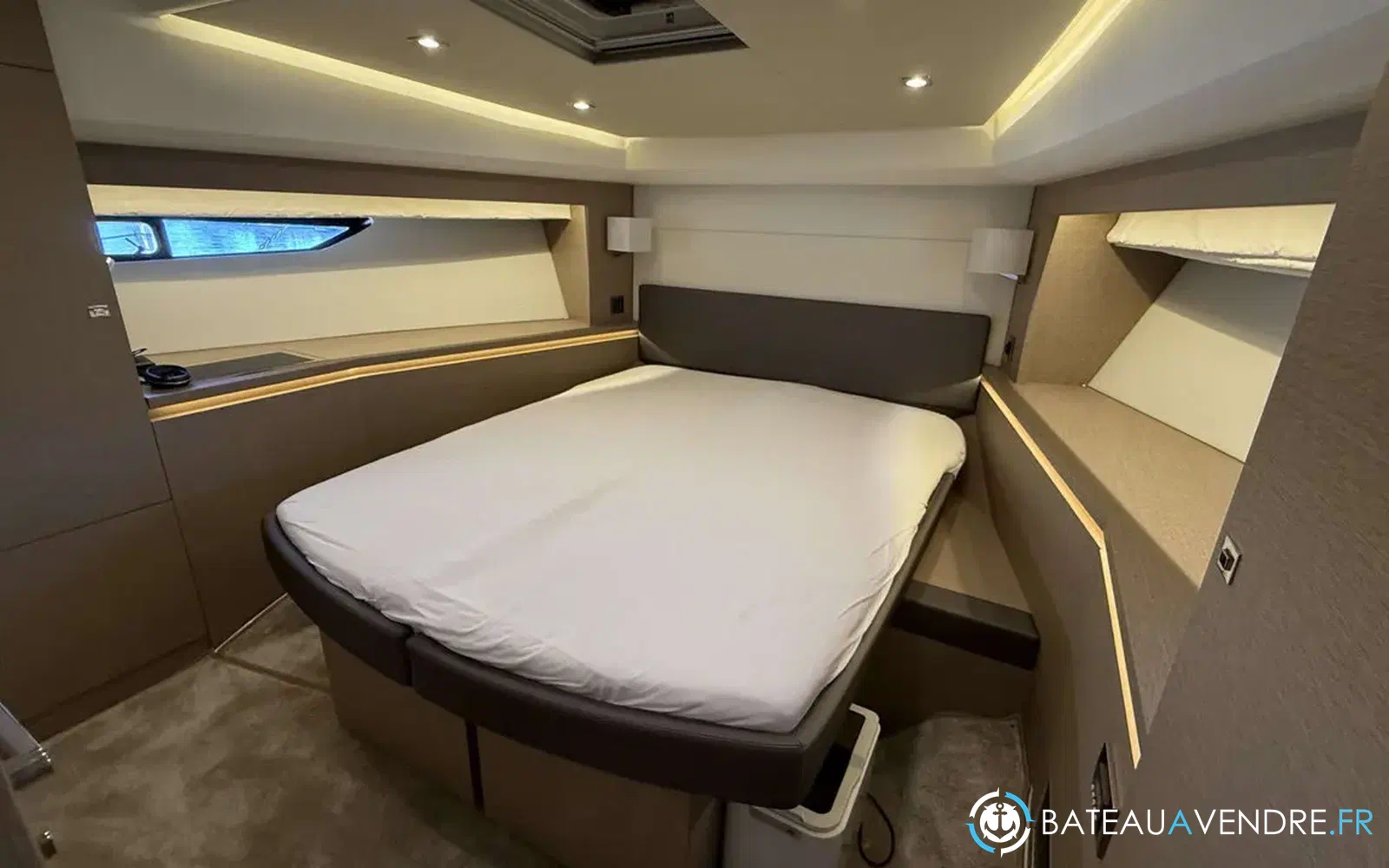 slider 36 Prestige Yachts 560 Fly