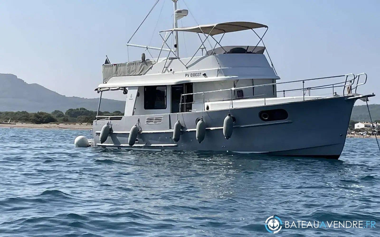 slider 1 Beneteau Swift Trawler 44