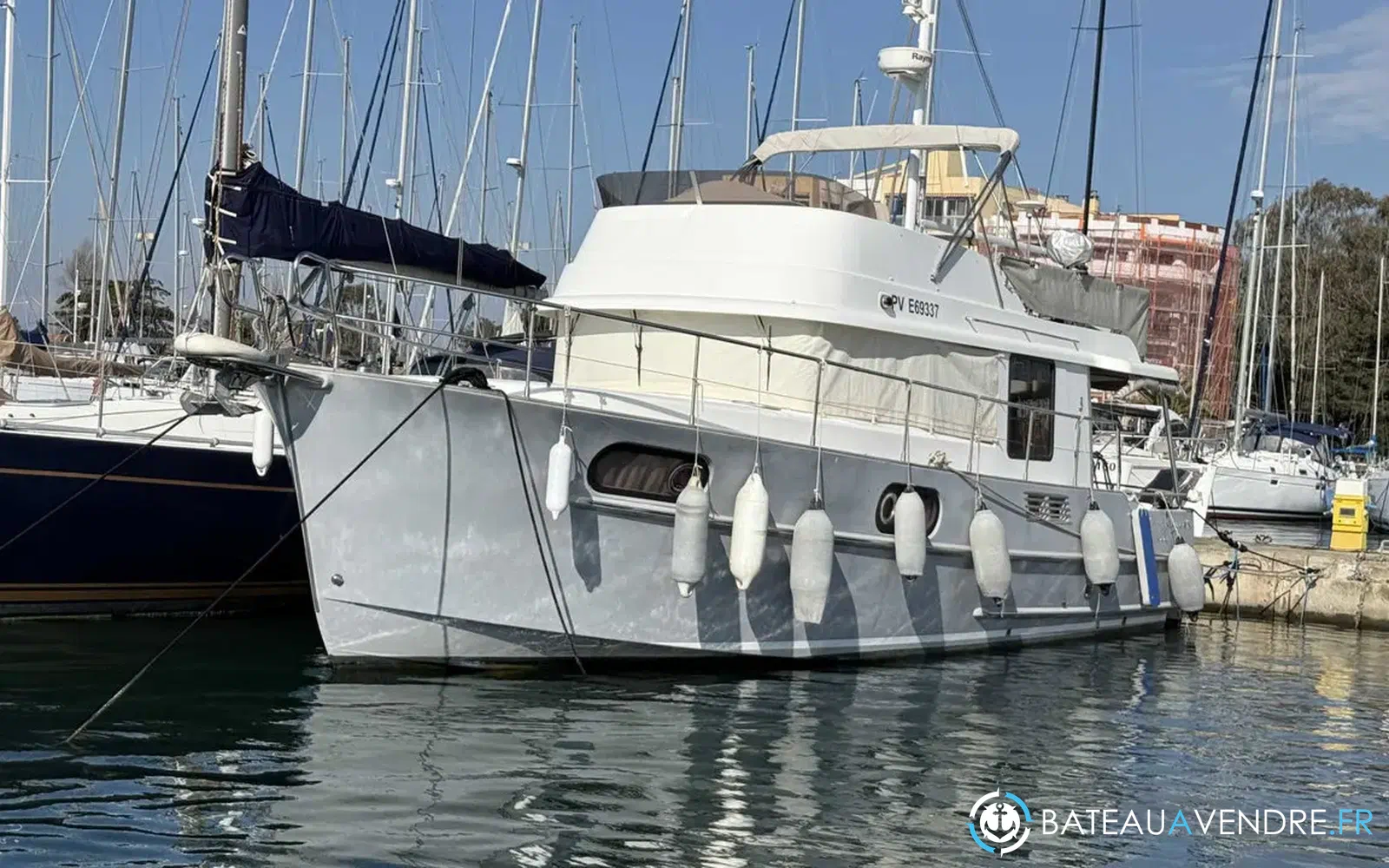 slider 7 Beneteau Swift Trawler 44