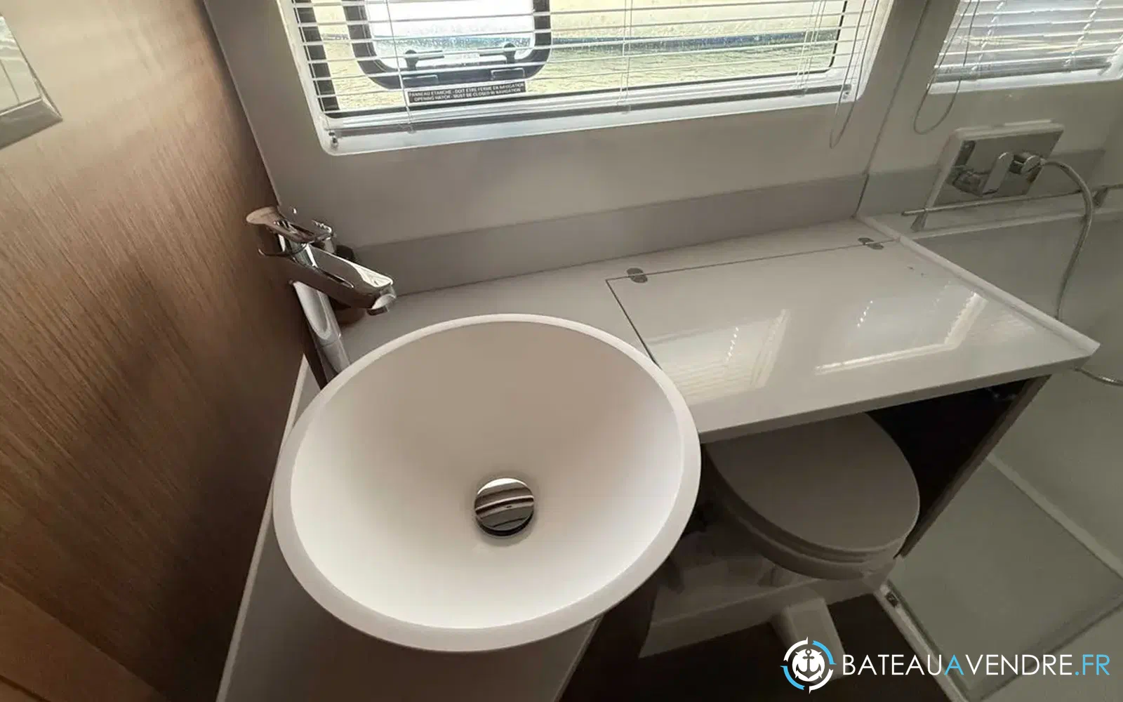 slider 26 Beneteau Antares 12