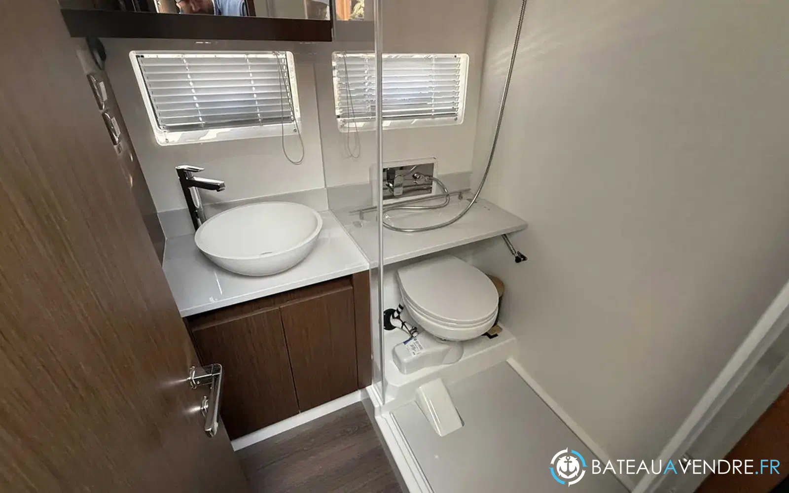 slider 27 Beneteau Antares 12