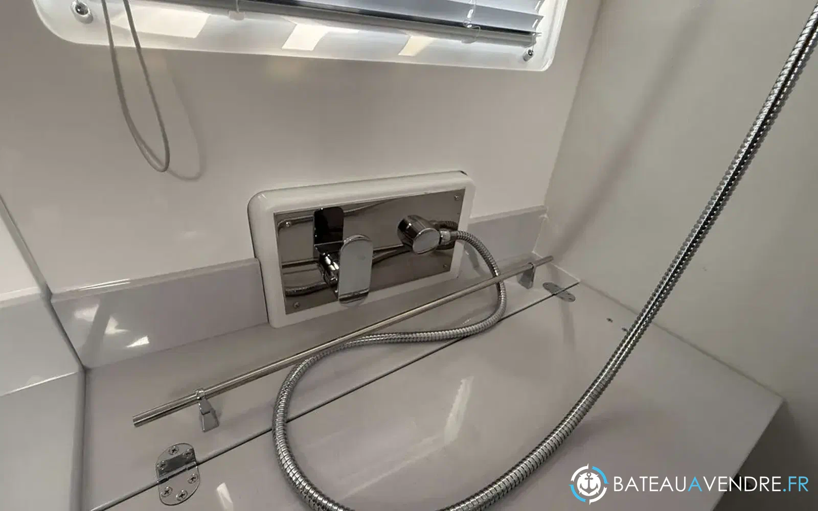 slider 29 Beneteau Antares 12