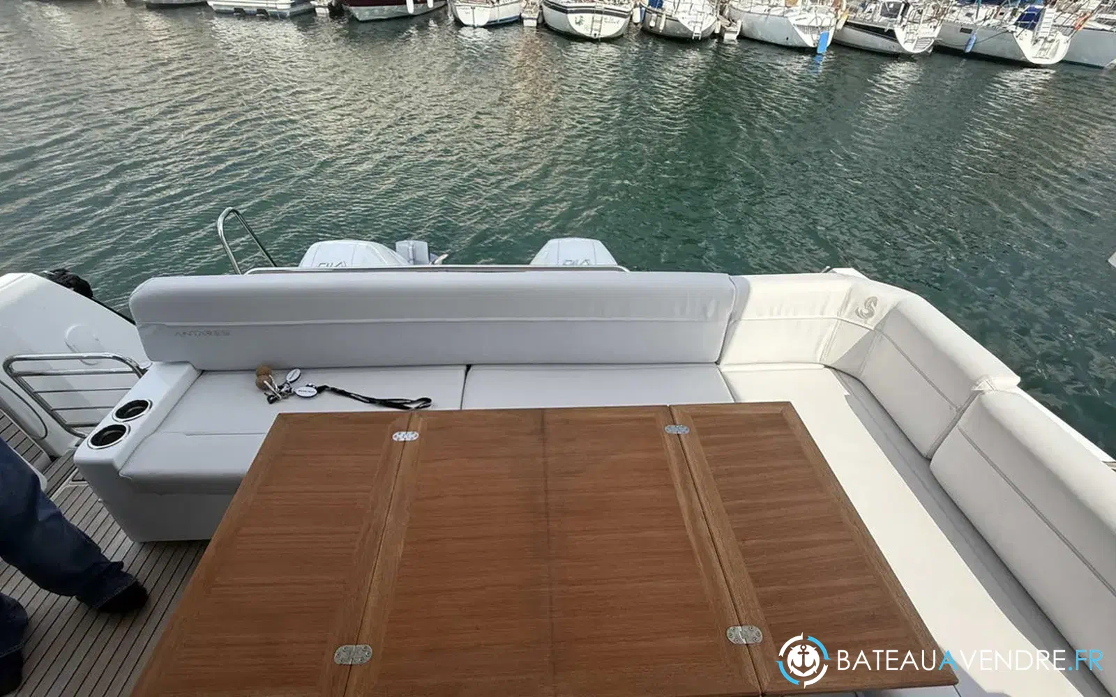 slider 7 Beneteau Antares 12