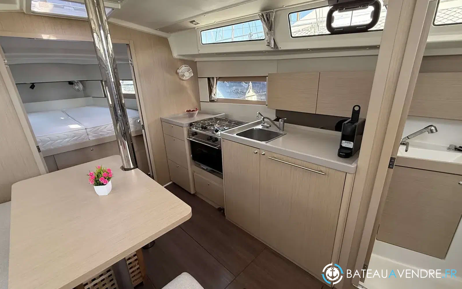 slider 22 Beneteau Oceanis 38.1