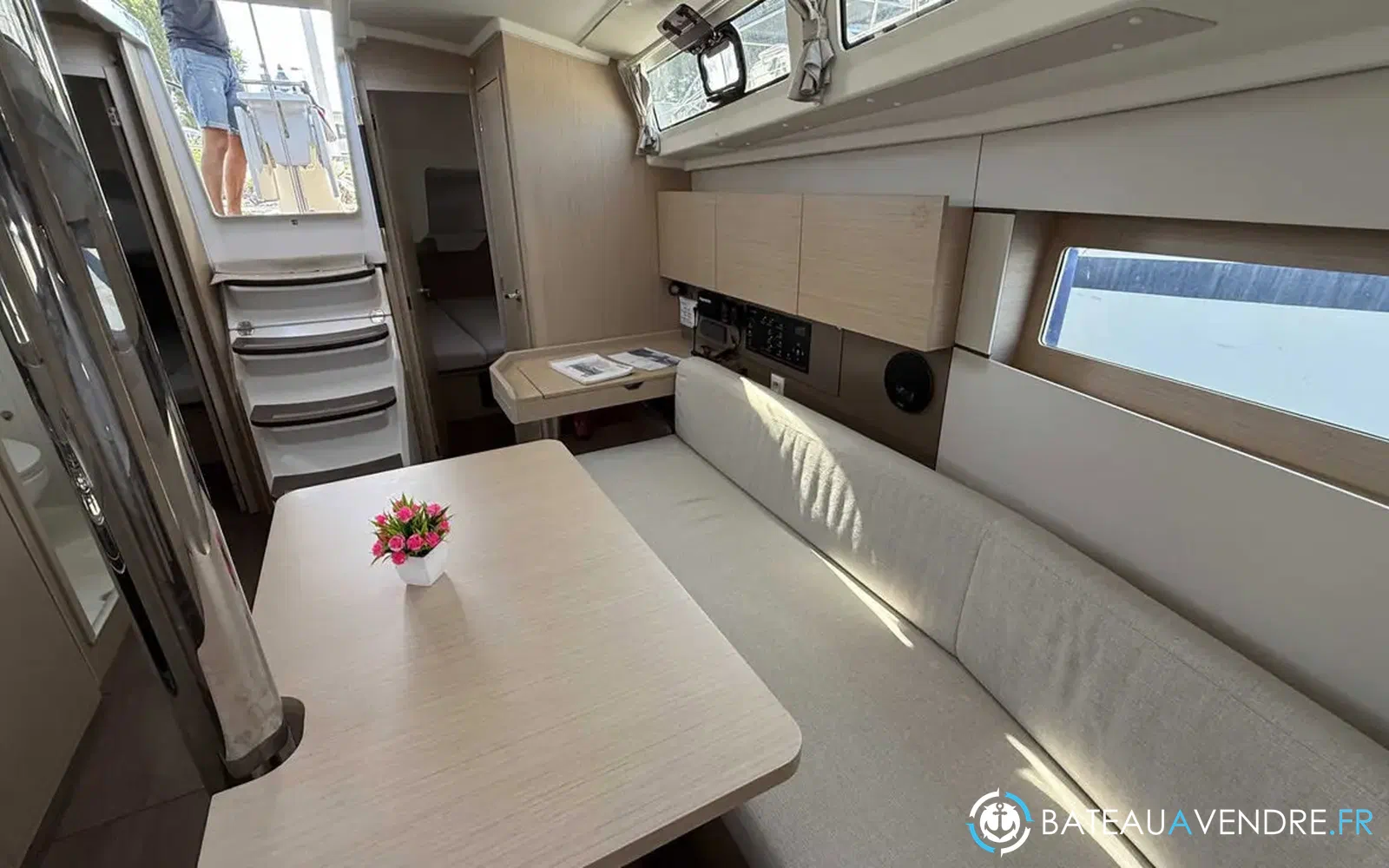 slider 23 Beneteau Oceanis 38.1