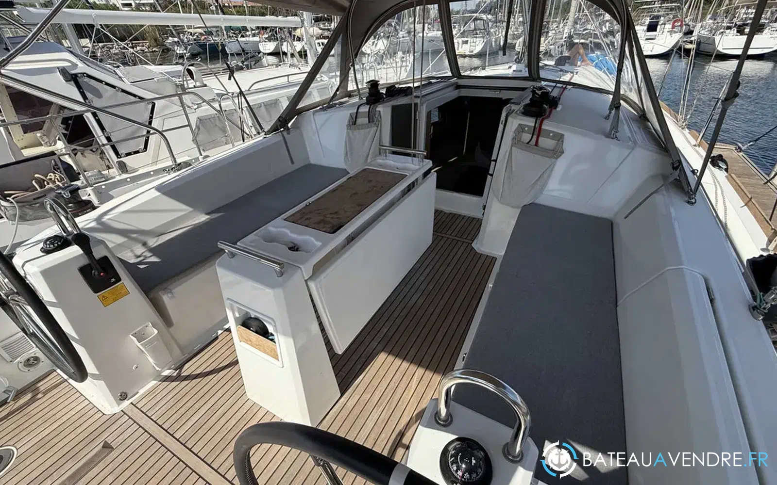 slider 4 Beneteau Oceanis 38.1