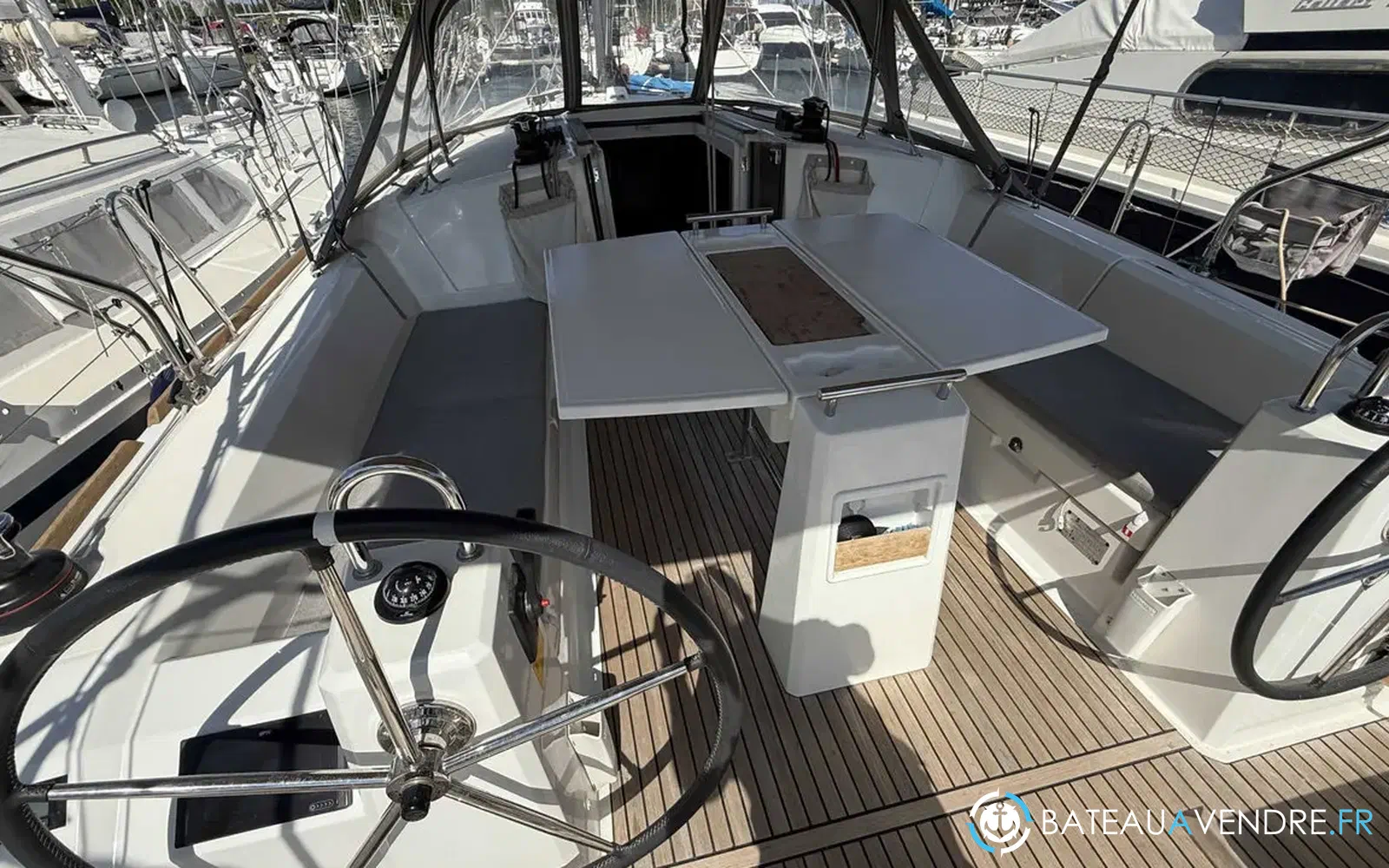 slider 8 Beneteau Oceanis 38.1
