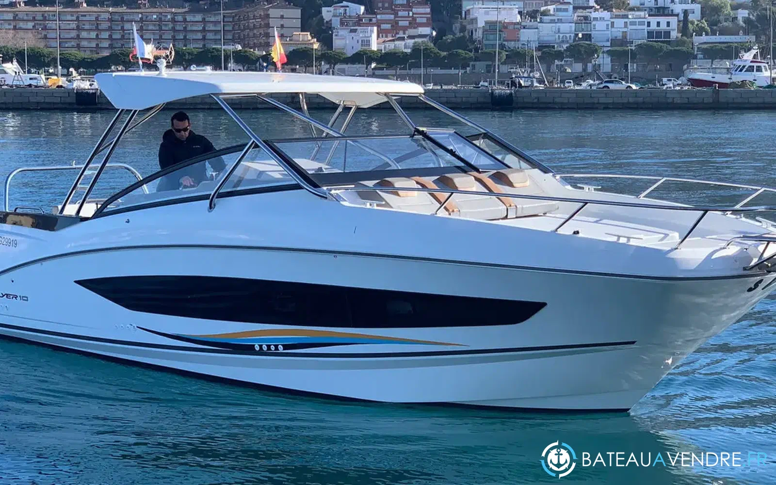 slider 0 Beneteau Flyer 10