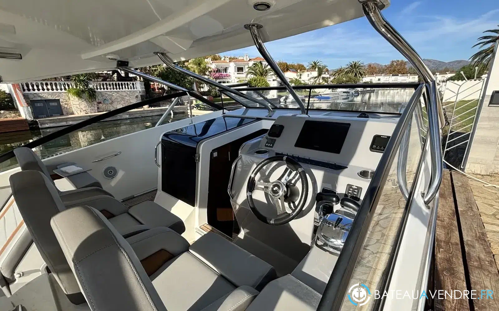 slider 10 Beneteau Flyer 10