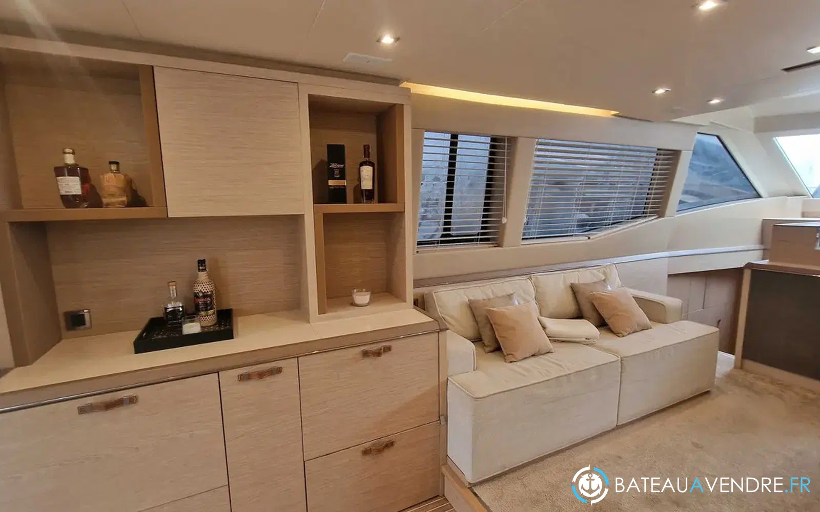 slider 10 Beneteau Monte Carlo 6