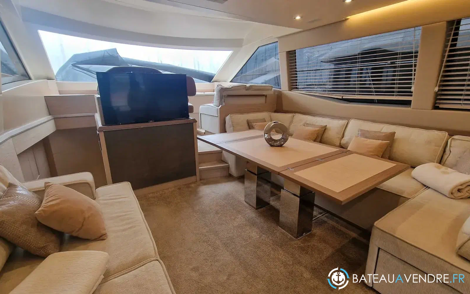 slider 11 Beneteau Monte Carlo 6
