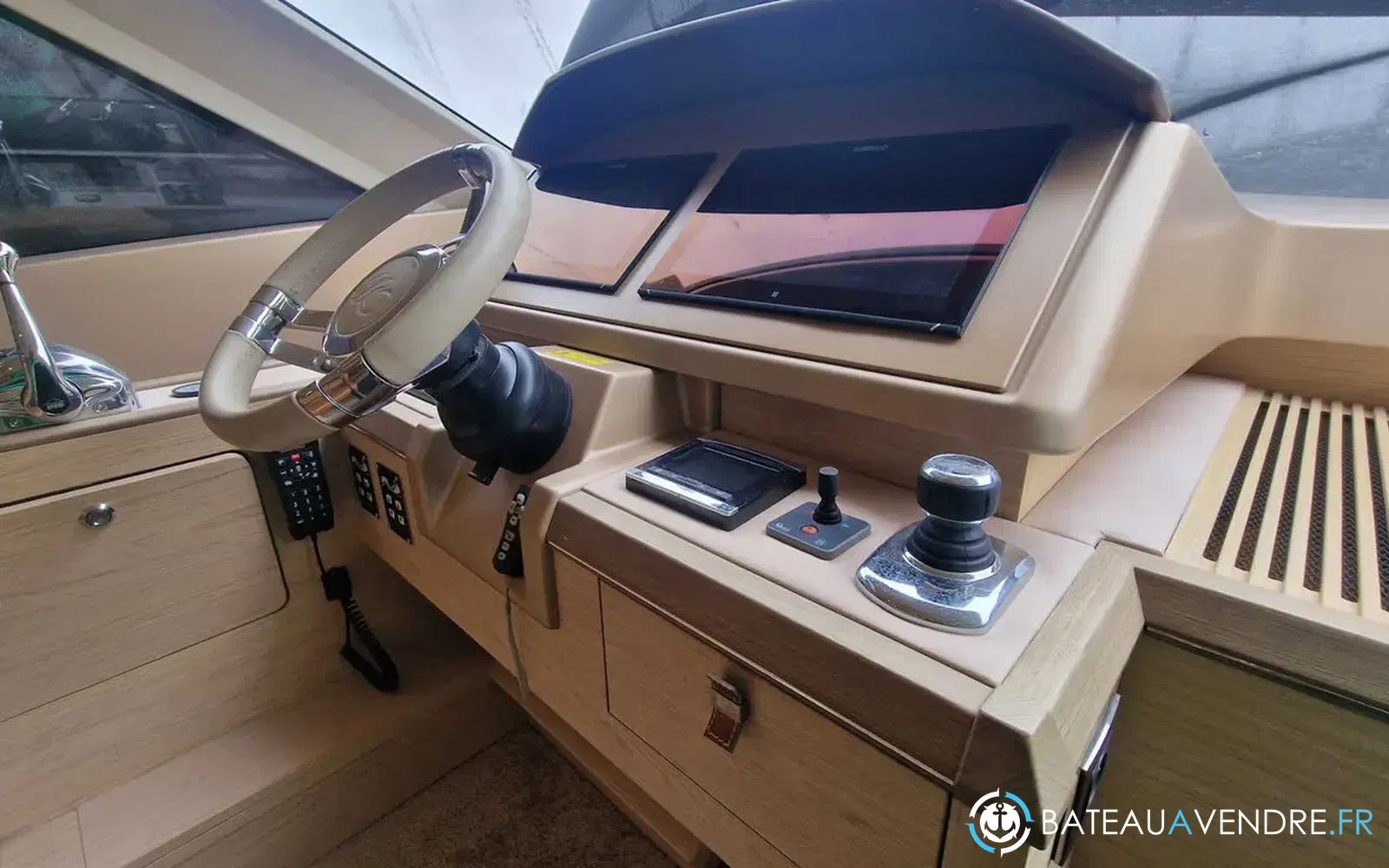 slider 13 Beneteau Monte Carlo 6