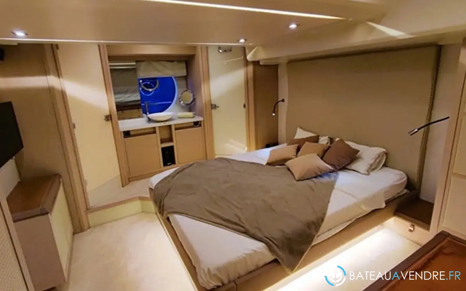 slider 23 Beneteau Monte Carlo 6