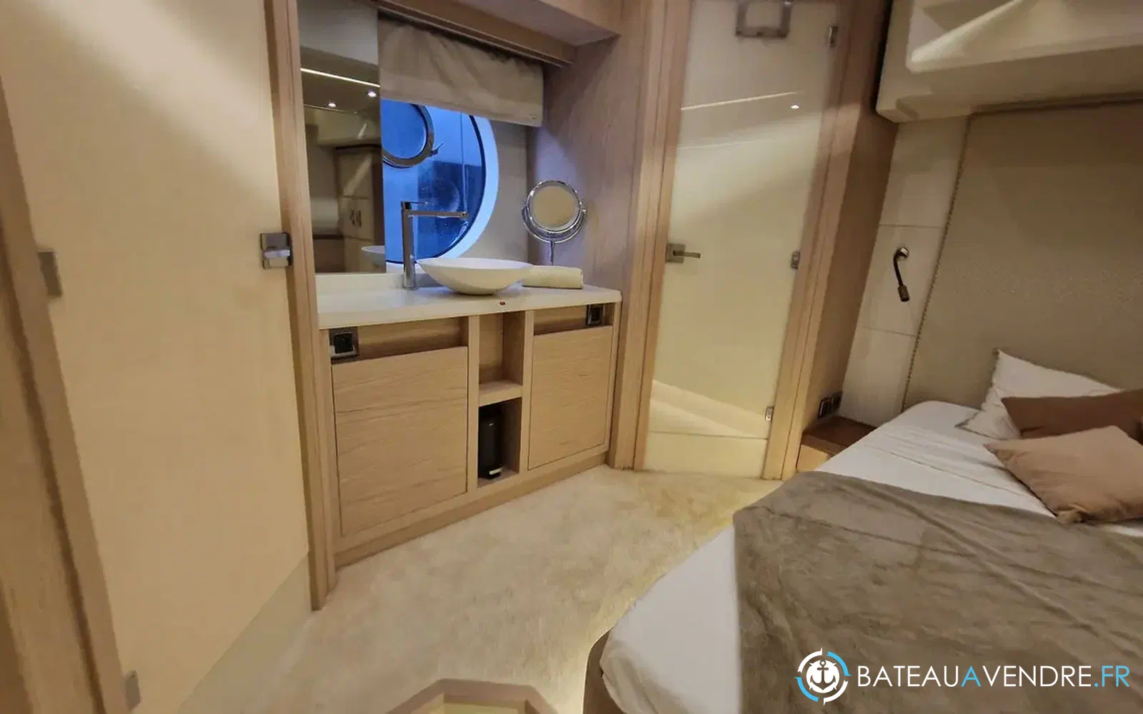 slider 24 Beneteau Monte Carlo 6
