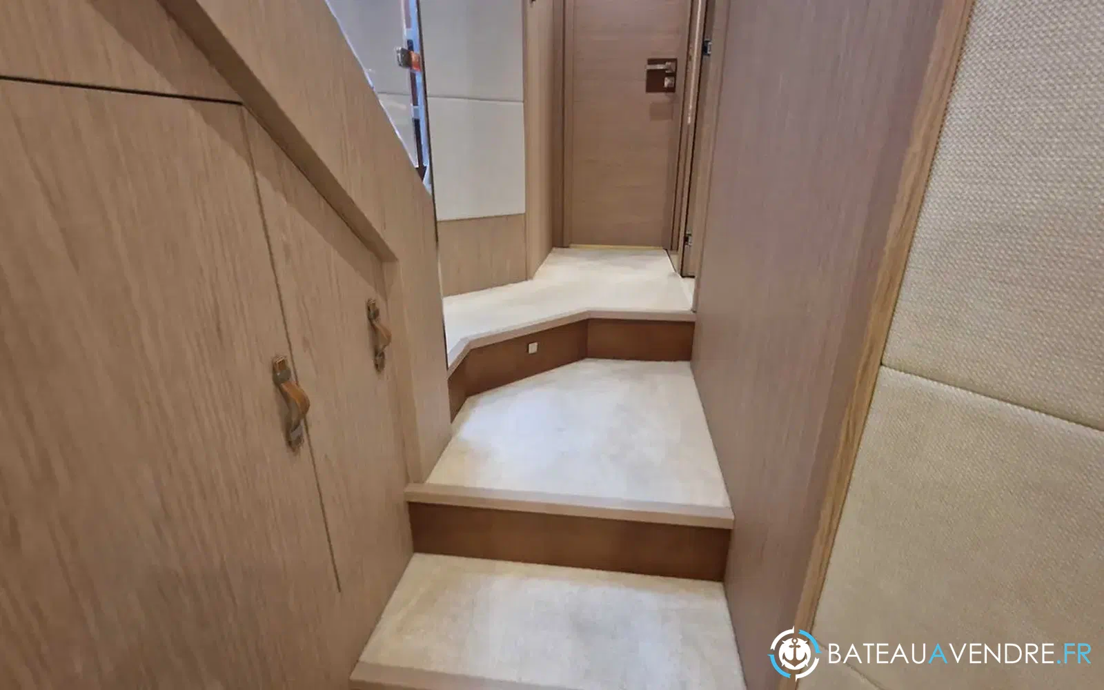 slider 31 Beneteau Monte Carlo 6