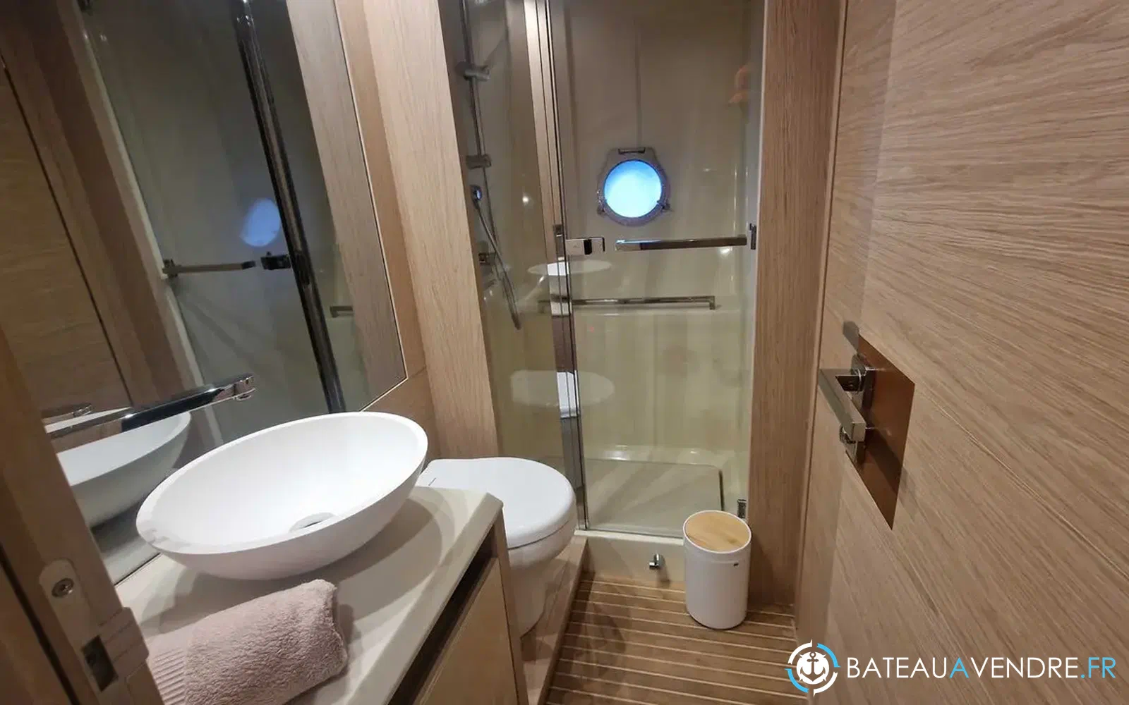 slider 33 Beneteau Monte Carlo 6