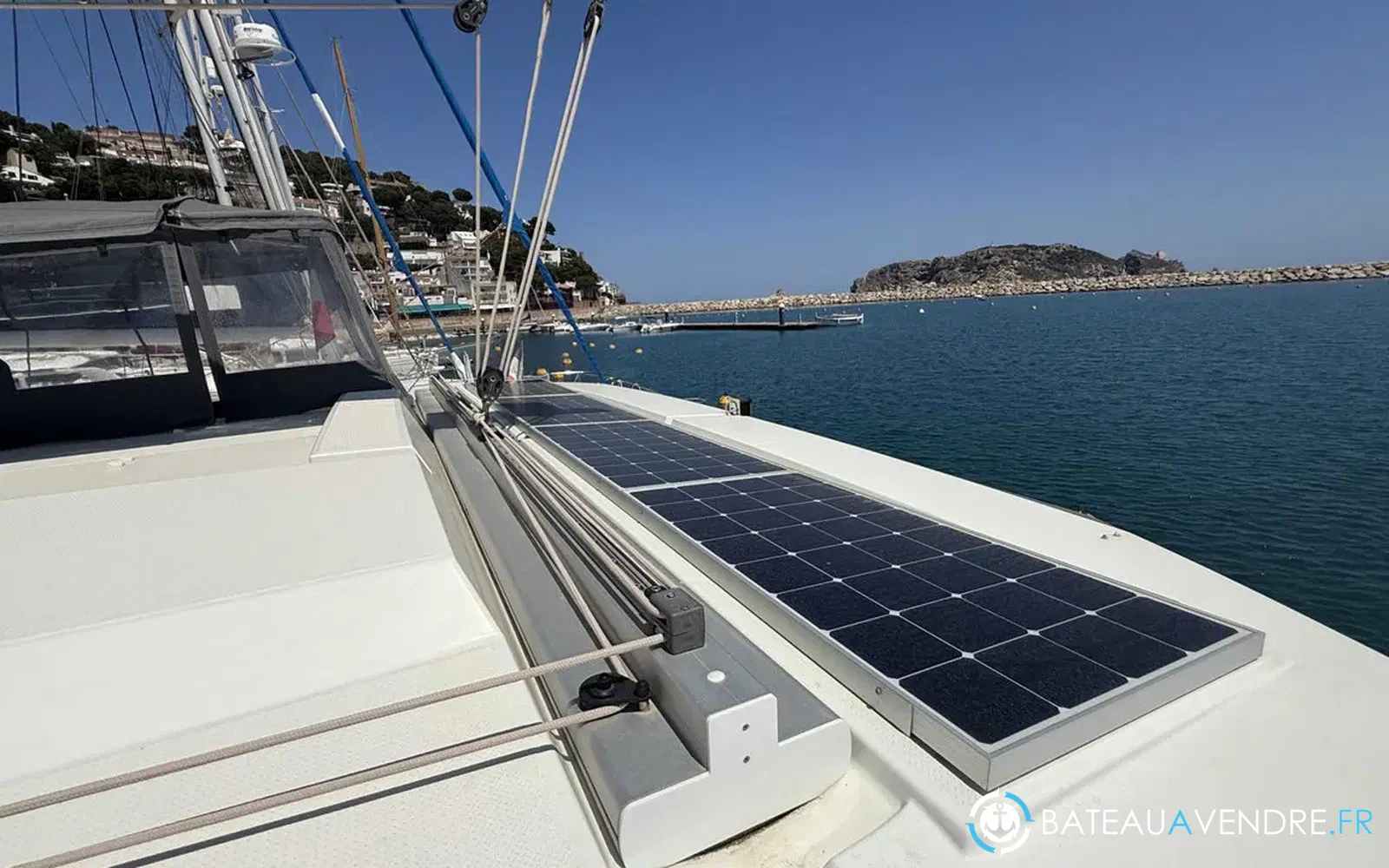 slider 10 Fountaine Pajot Astrea 42