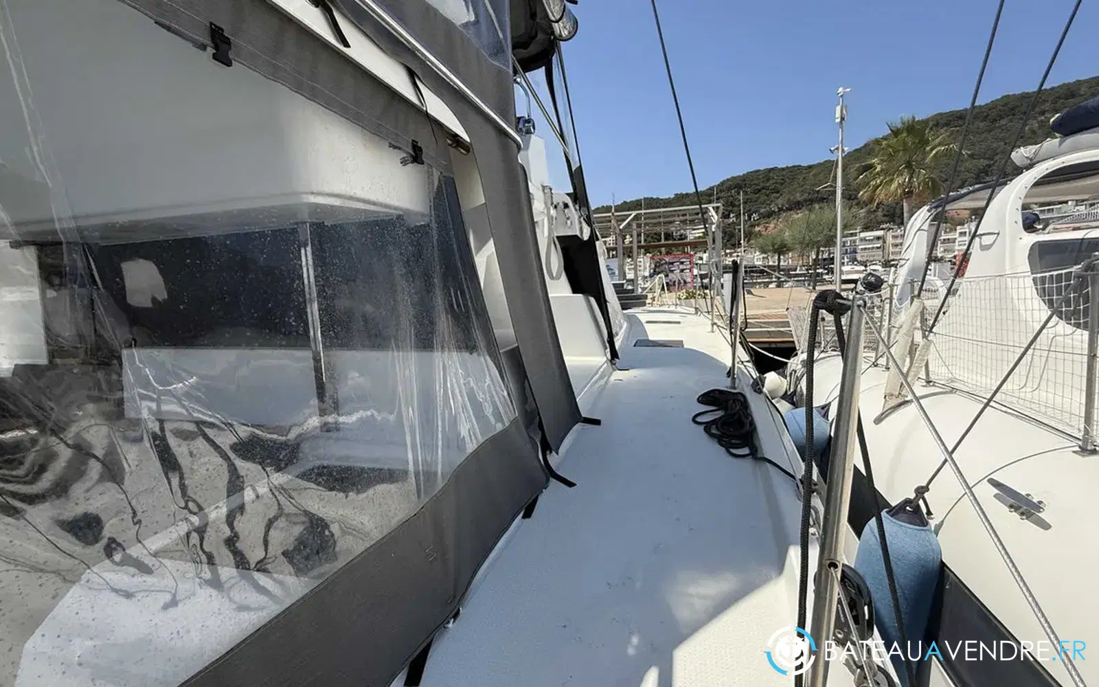 slider 18 Fountaine Pajot Astrea 42