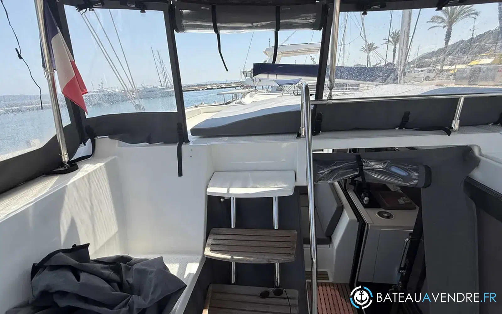 slider 8 Fountaine Pajot Astrea 42