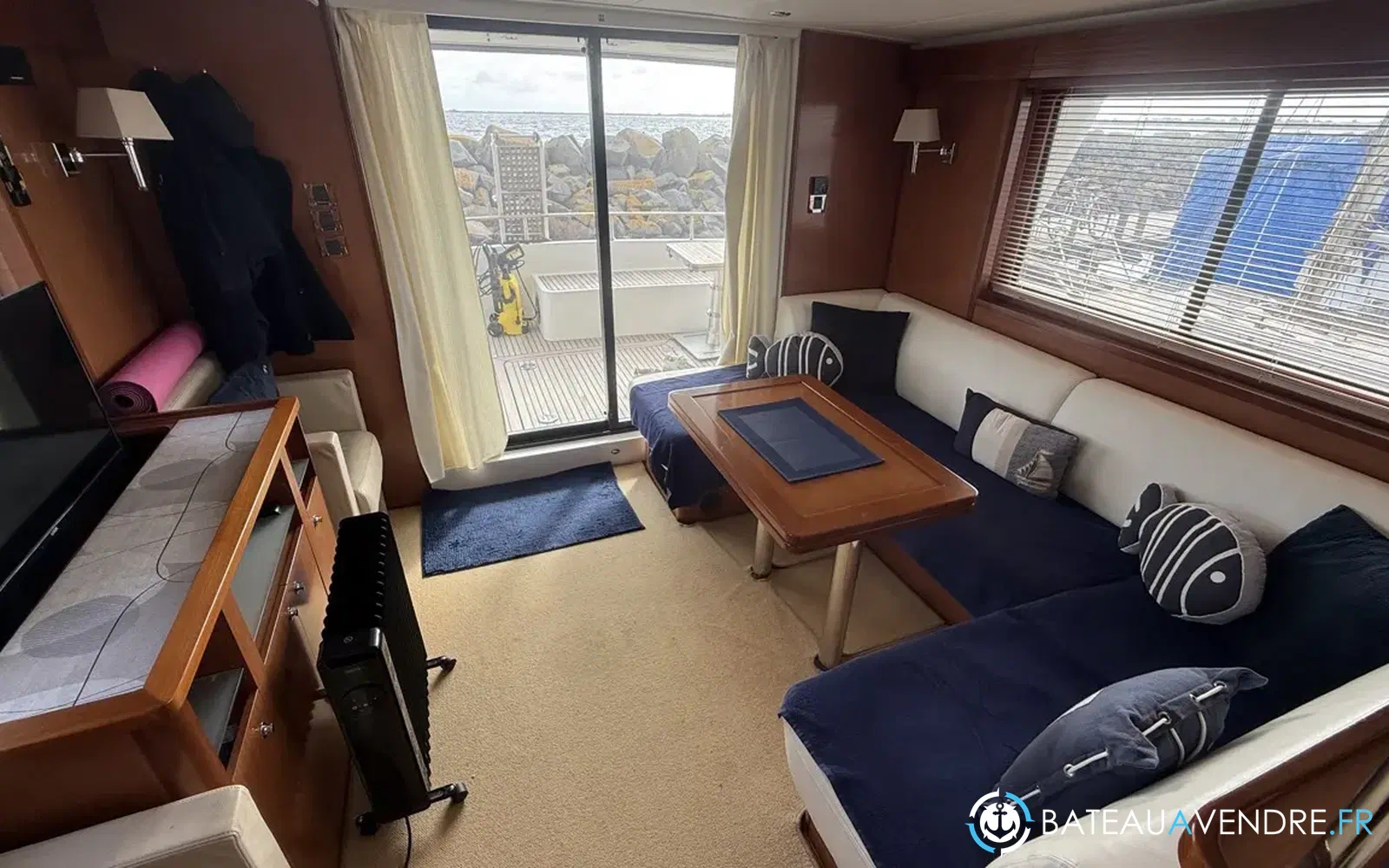 slider 9 Beneteau Swift Trawler 52