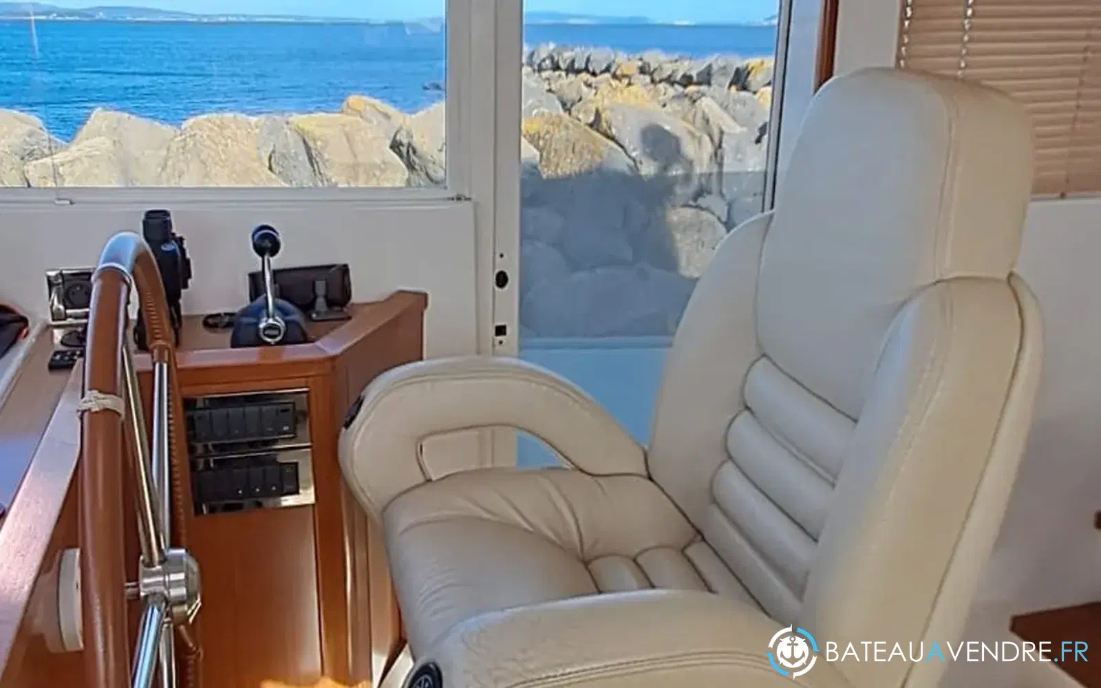 slider 7 Beneteau Swift Trawler 52