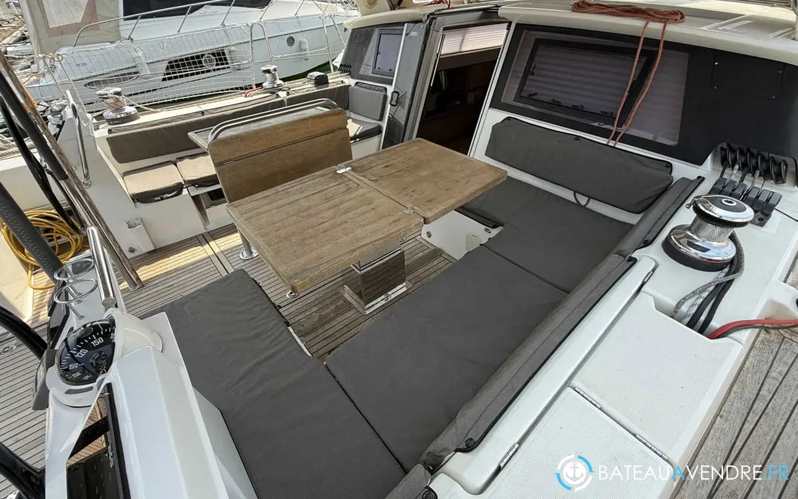 slider 12 Beneteau Sense 51