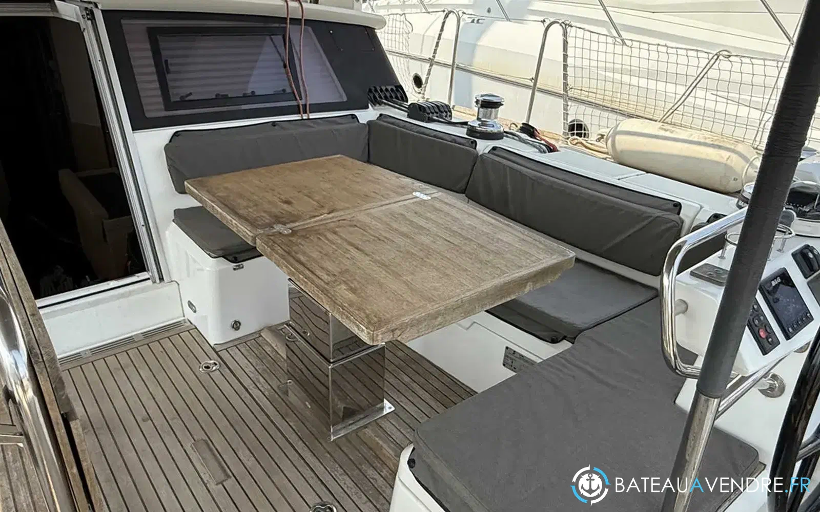 slider 13 Beneteau Sense 51