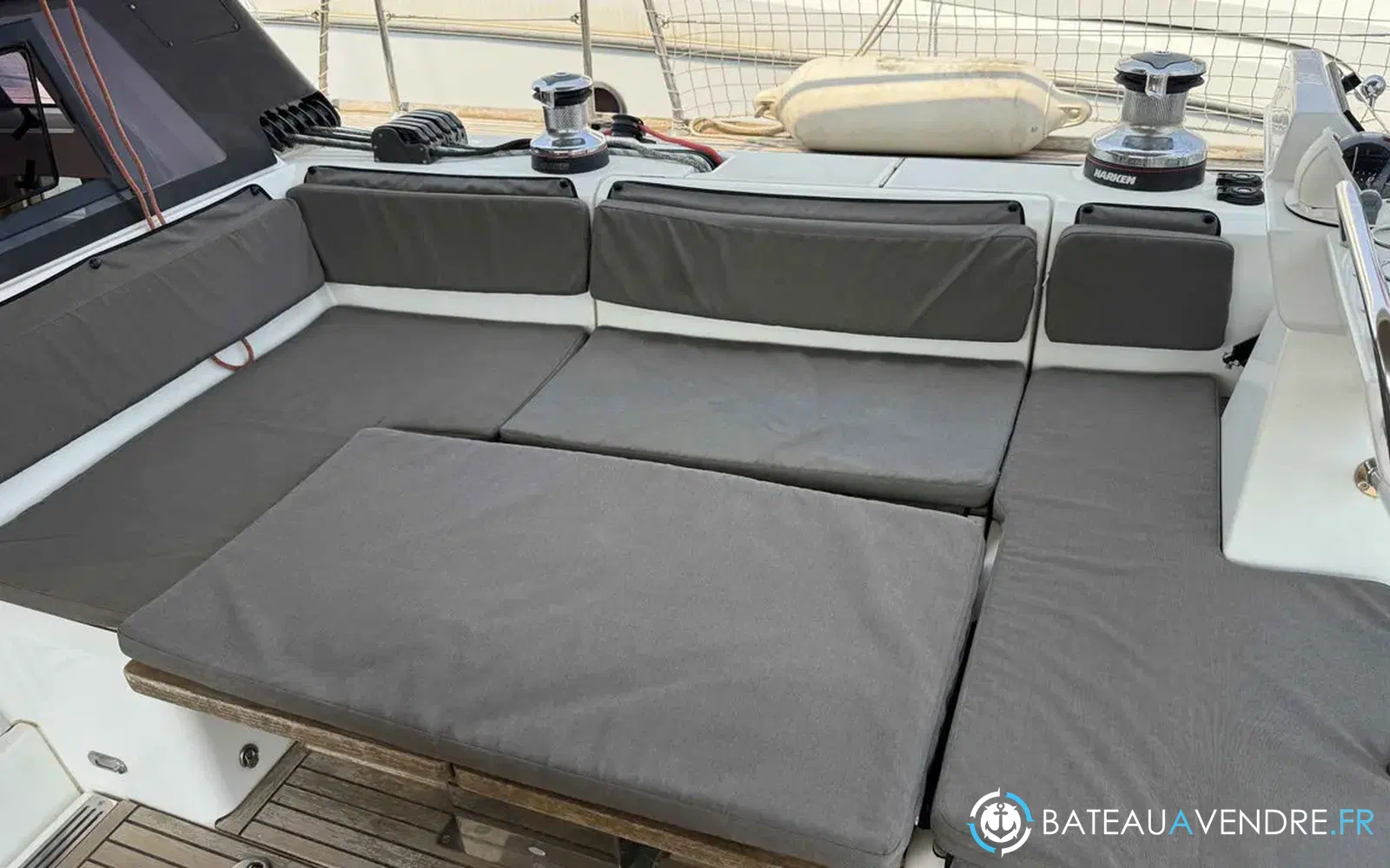 slider 14 Beneteau Sense 51