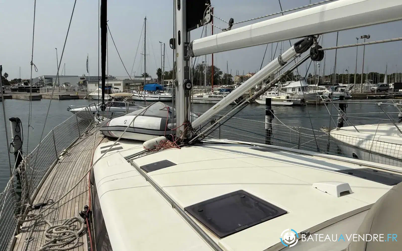 slider 18 Beneteau Sense 51