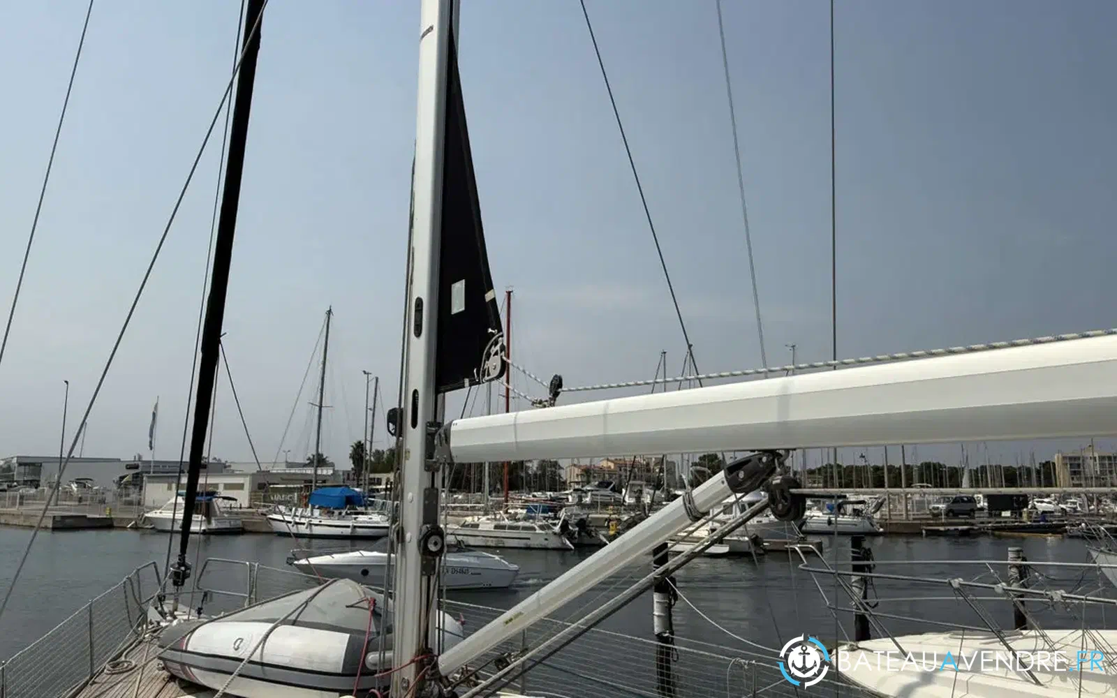 slider 21 Beneteau Sense 51