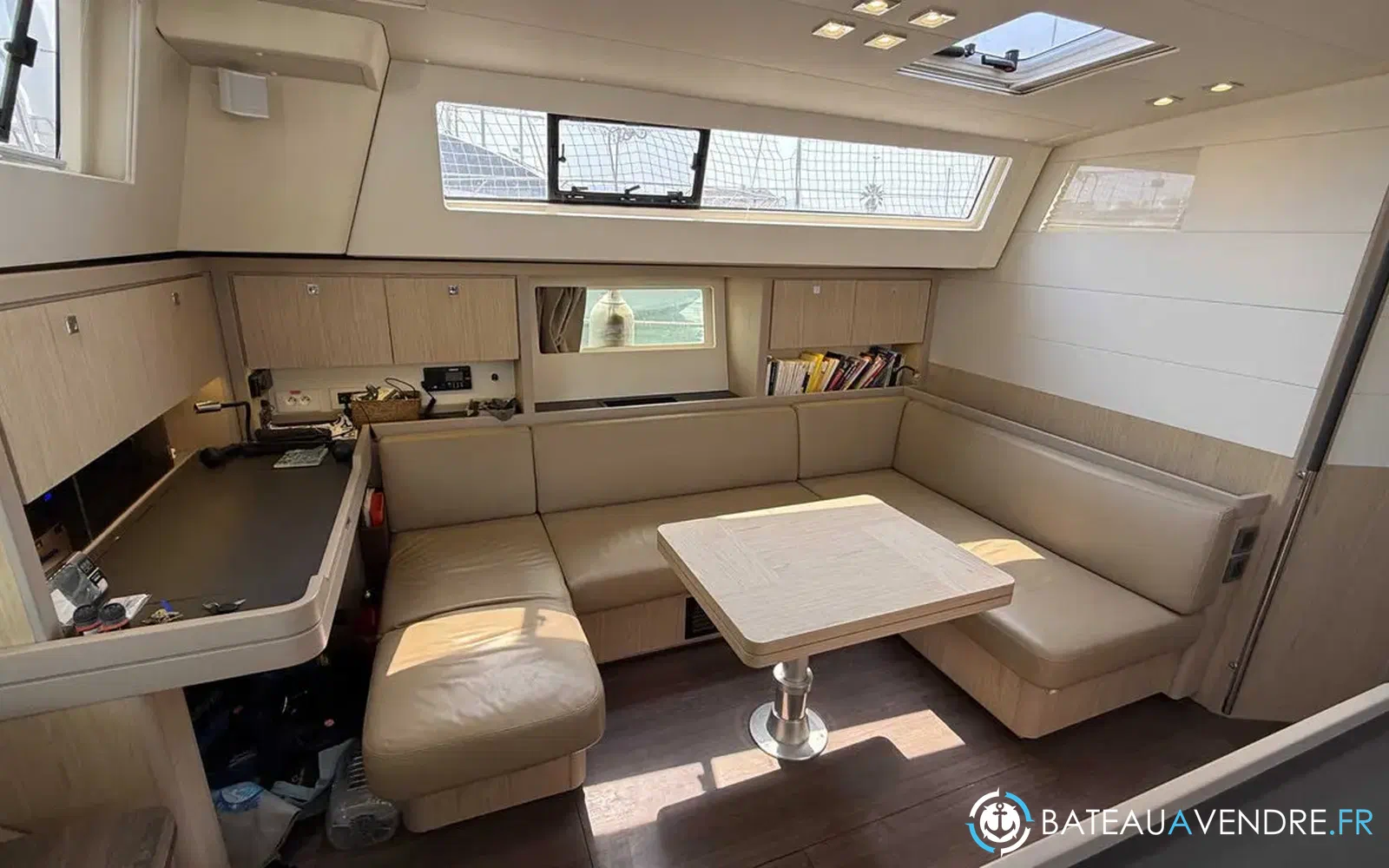 slider 23 Beneteau Sense 51