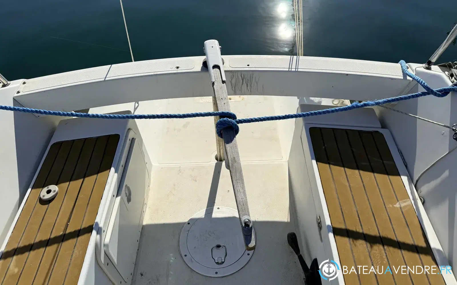 slider 9 Comar Yachts Comet 28
