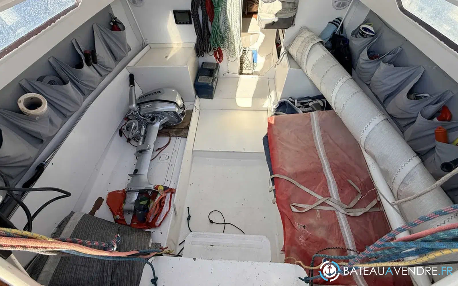 slider 13 Comar Yachts Comet 28