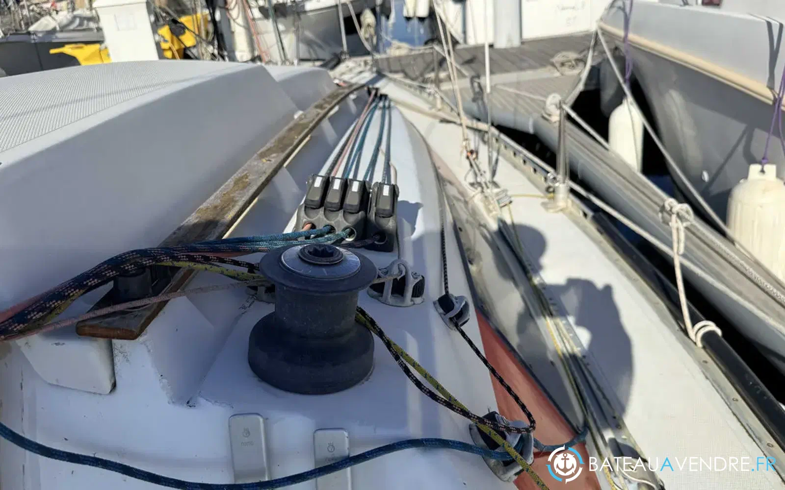 slider 25 Comar Yachts Comet 28