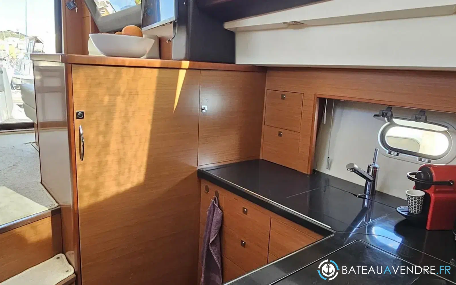 slider 10 Prestige Yachts 400