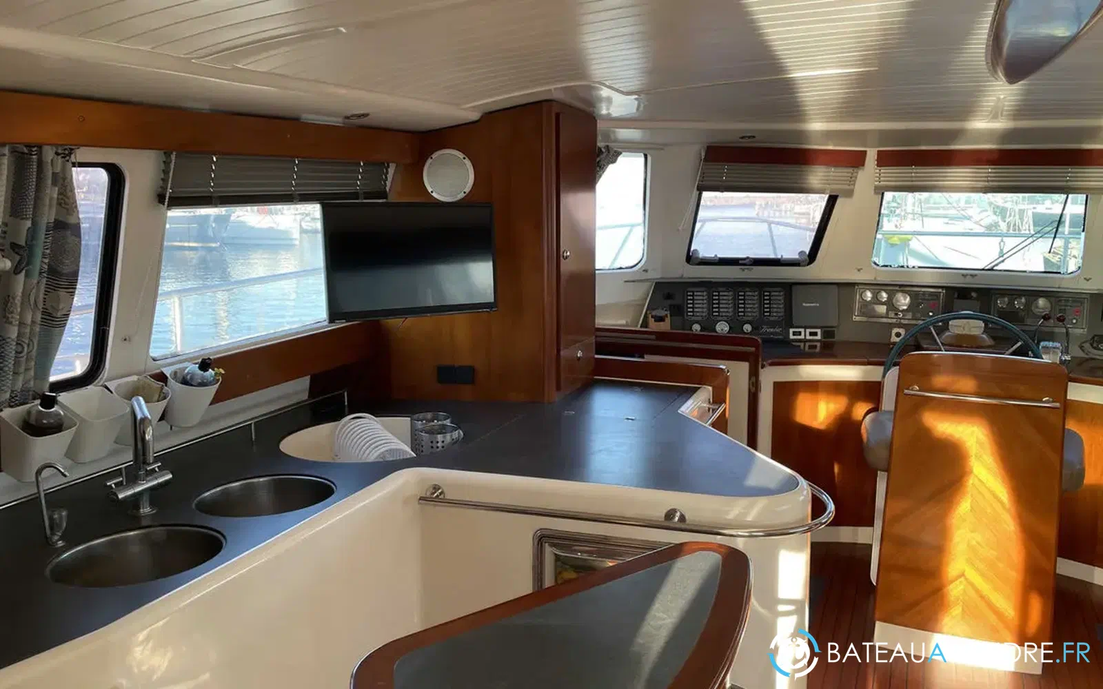 slider 24 Fountaine Pajot Maryland 37