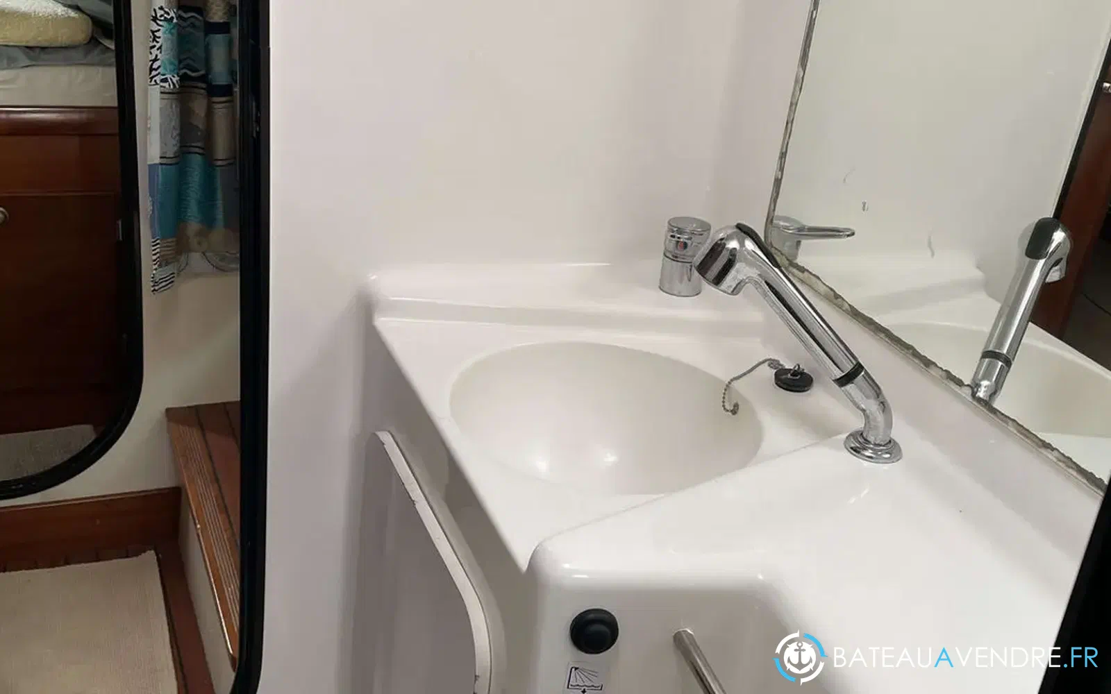 slider 33 Fountaine Pajot Maryland 37