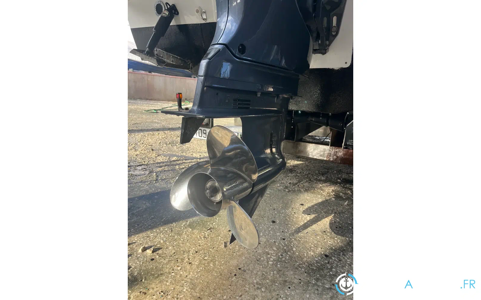 slider 7 Yamaha F200