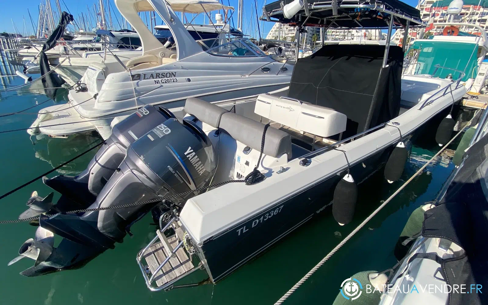 slider 2 Kelt White Shark 285