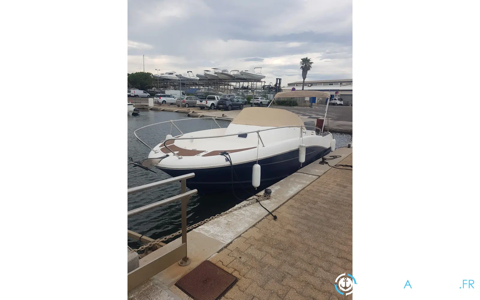 slider 10 Jeanneau Cap Camarat 755 WA