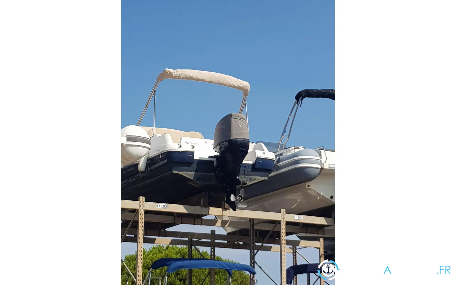 slider 8 Jeanneau Cap Camarat 755 WA