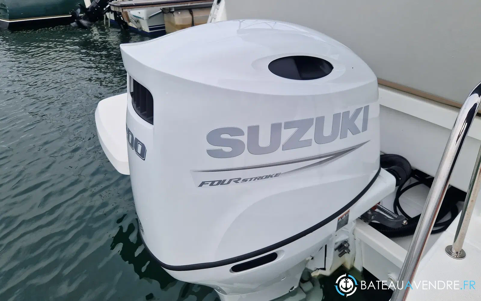 slider 7 Beneteau Antares 8 OB V2