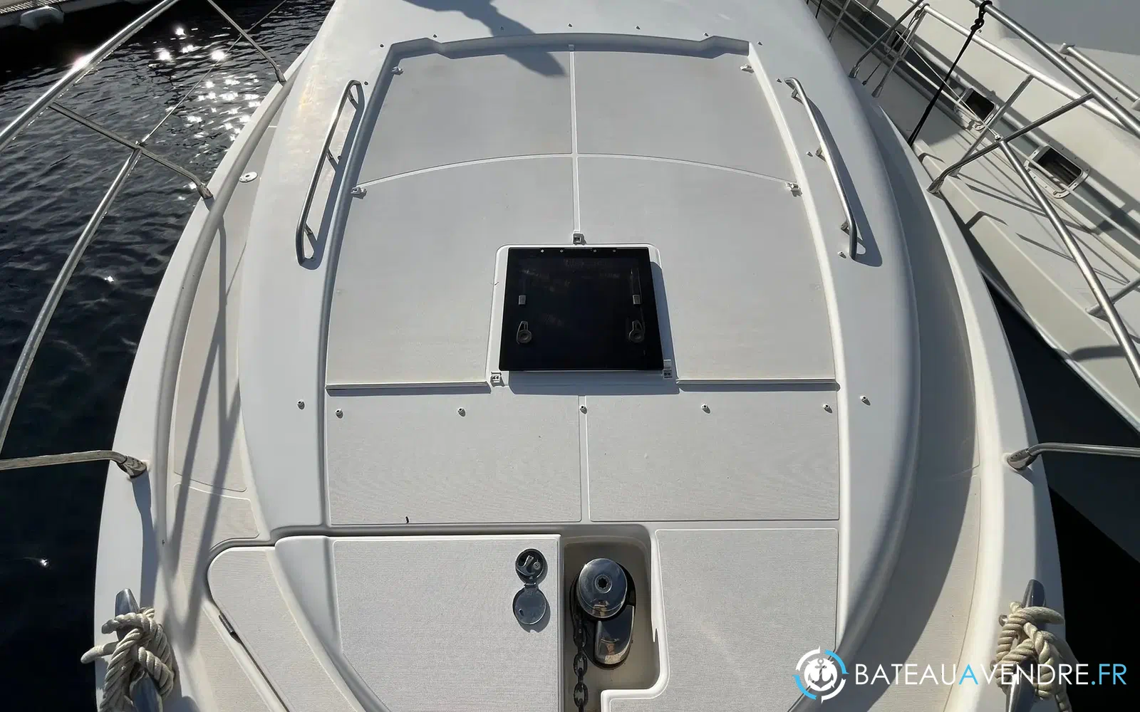slider 4 Prestige Yachts 42 Sportop
