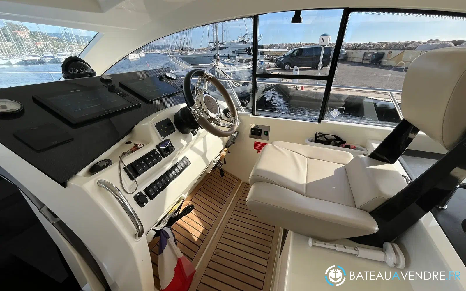 slider 7 Prestige Yachts 42 Sportop